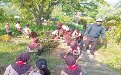 SMK NEGERI 1 BLORA : PENDIDIKAN KARAKTER BELA NEGARA DAN ESTENSI MENGABDI JELANG AKHIR MASA PENGENALAN LINGKUNGAN SEKOLAH  (MPLS) 2025